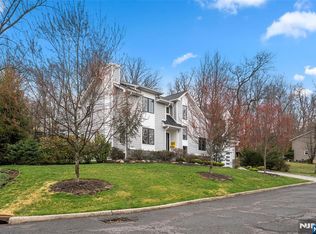 55 Cedar St, Cresskill, NJ 07626