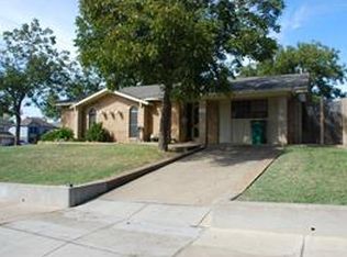 1243 Brownwood Dr, Lewisville, TX 75067