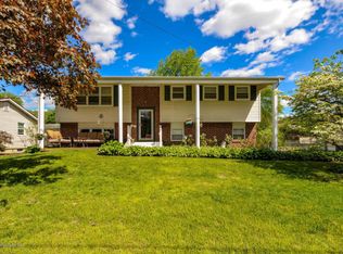 15 Dartmouth Dr, Jackson, NJ 08527