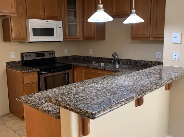 3700 Q St APT 228, Bakersfield, CA 93301