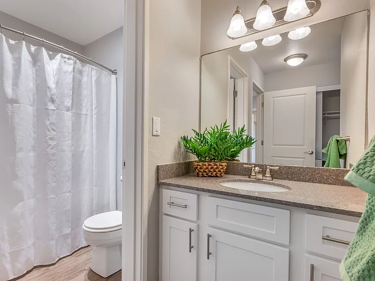 Sterling Pointe — Photo 63