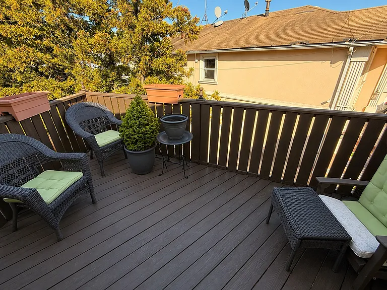 73 Rockville Ave #1 — Photo 12