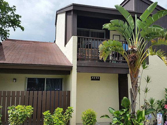 5th image of 5252 Bosque Ln APT 12