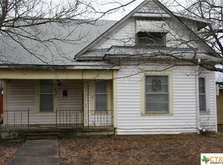 400 E Rusk St, Mexia, TX 76667