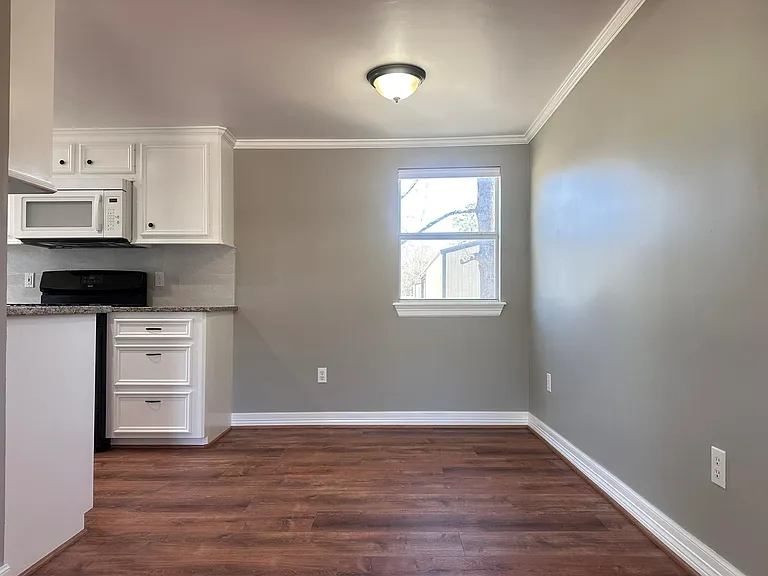 13868 Cedar Hill Dr — Photo 6