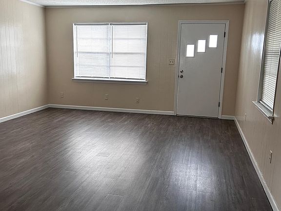 2nd image of 1002 Ogrady Dr APT 6