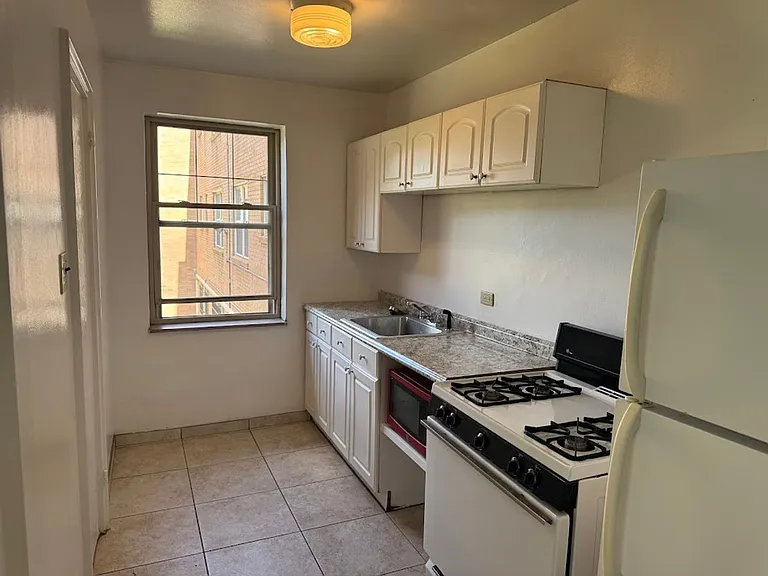 5506 Fifth Avenue — Photo 62