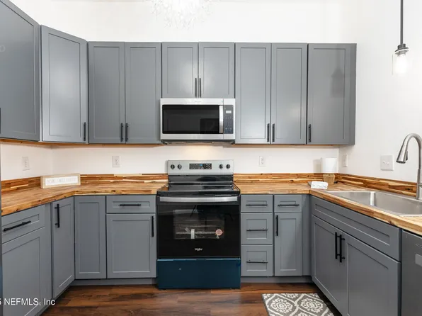 5200 PLAYPEN Drive #1-1, Jacksonville, FL 32210