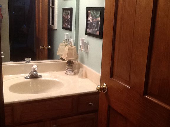 Main Floor Powder Room