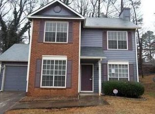 2099 Glenwood Downs Dr, Decatur, GA 30035