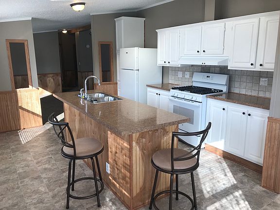 4th image of 292 Heatherwood Trl