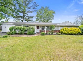 6 Antrim Rd, Peabody, MA 01960
