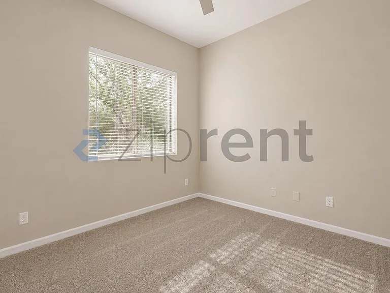 2315 E Pinchot Ave #128 — Photo 34