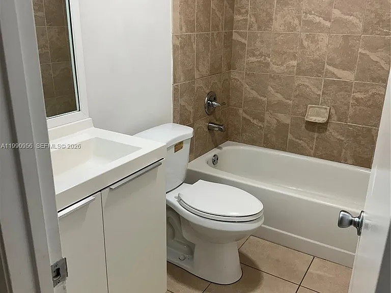 10001 W Atlantic Blvd #215 — Photo 23