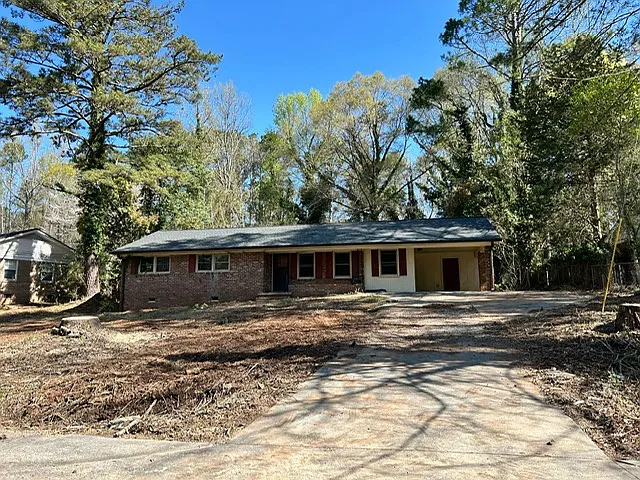 Building Photo - 390 Roberts Rd