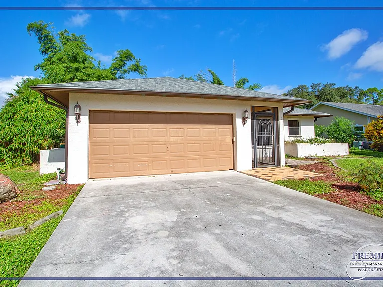 4053 Seaoats Ln — Photo 12