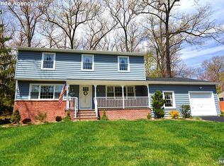 322 Conklintown Rd, Ringwood, NJ 07456