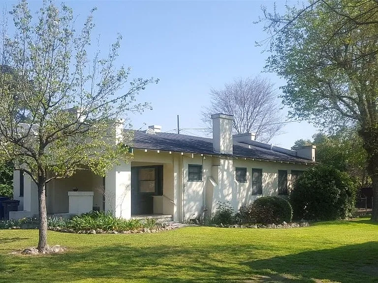 912 E Terrace Ave — Photo 2