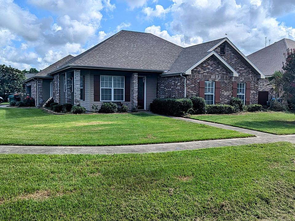 1st image of 112 Wind Haven Ln