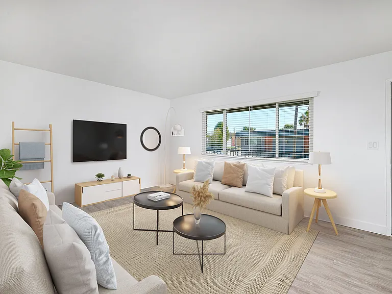 Elivia Apartments — Photo 5