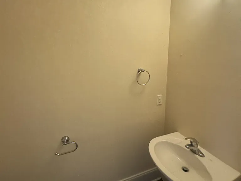 1974 Midyette Rd #1215 — Photo 5