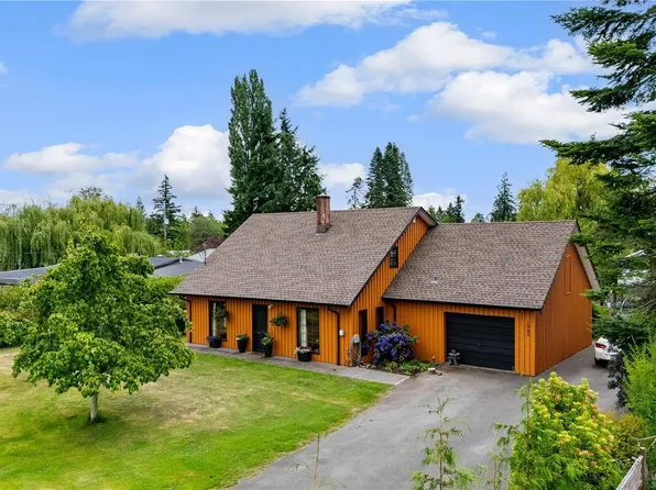 1985 Willis Rd, Campbell River, BC V9W 3W4