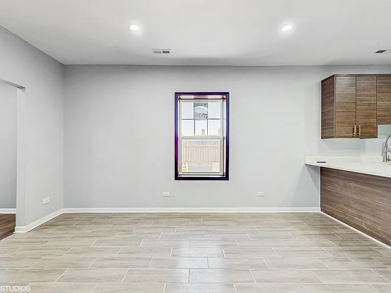 6808 N Clark St #2E — Photo 6