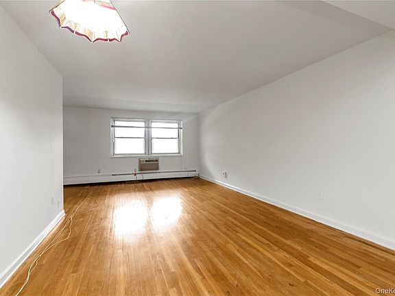 5th image of 45 Hill Park Avenue #3D