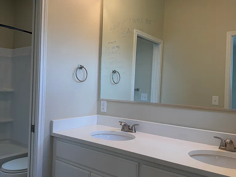 207 Grange St — Photo 6