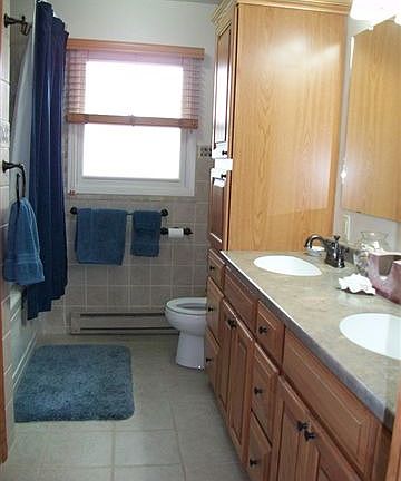 5th image of 315 N 2nd St
