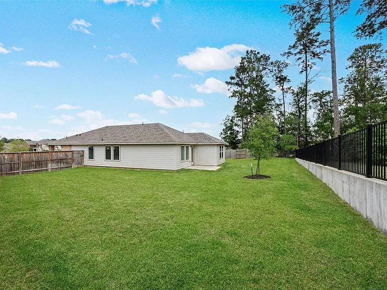 7103 Blue Oak Dr — Photo 25