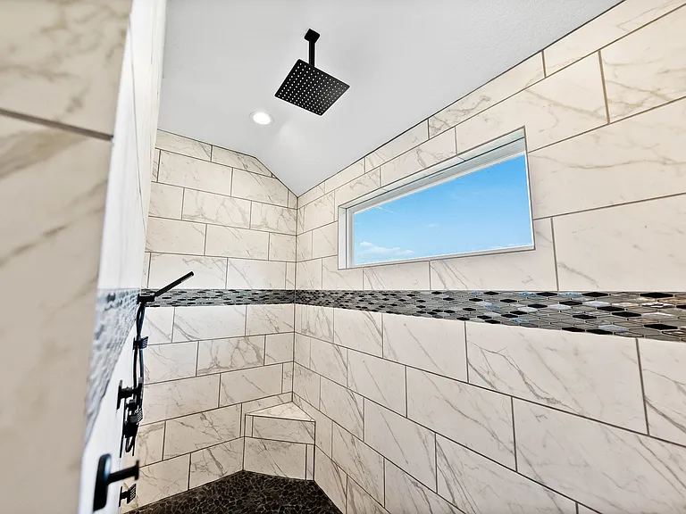 132 Ash Pkwy — Photo 36