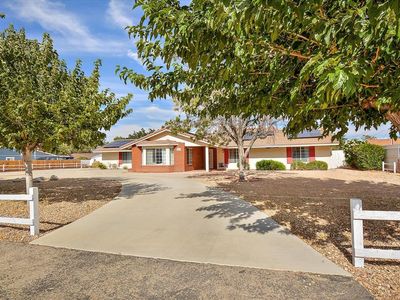 14053 Olathe Rd, Apple Valley, CA, 92307