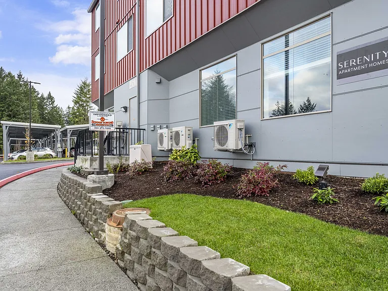 Serenity Apartments — Photo 56