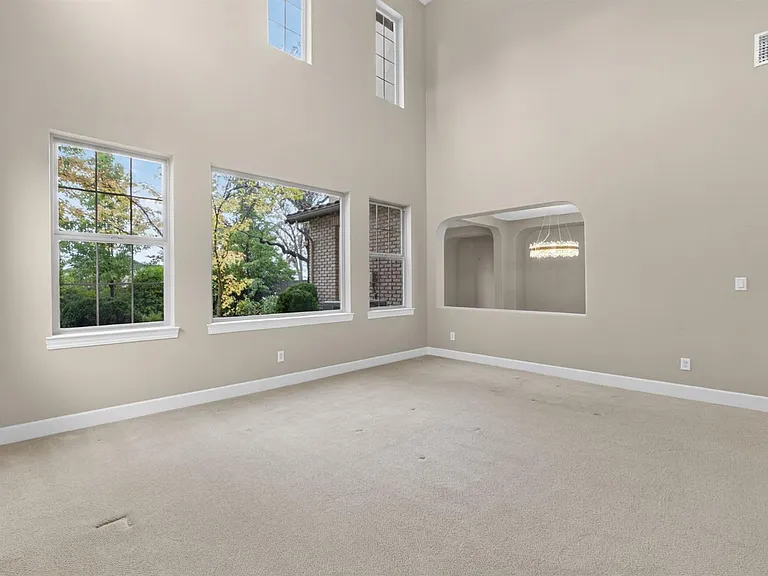 2050 Impressionist Way — Photo 20