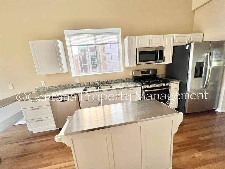 838 W Park St — Photo 24