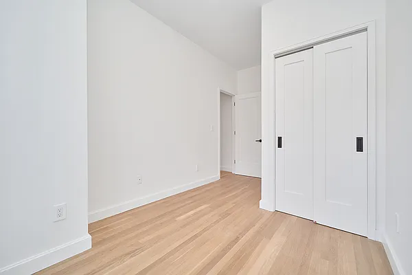 Rented by Living New York | media 25