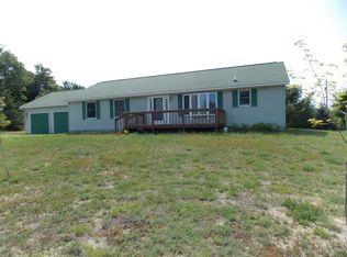 8589 Pickerel Lake Rd, Petoskey, MI 49770