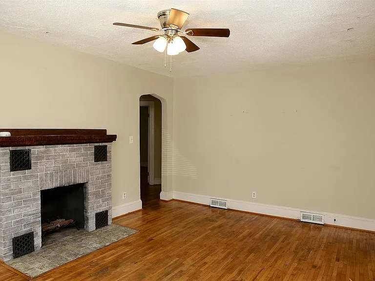 2214 Walker Ave — Photo 35