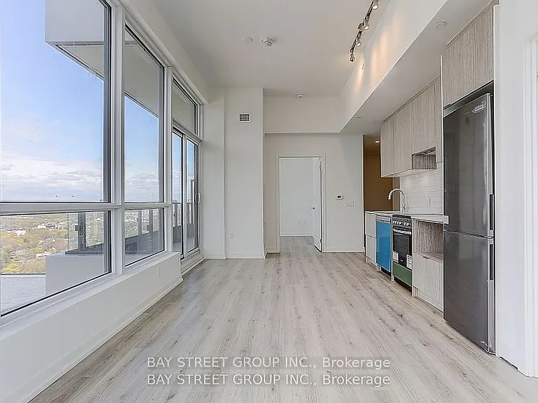 395 Bloor St E #2802 — Photo 16