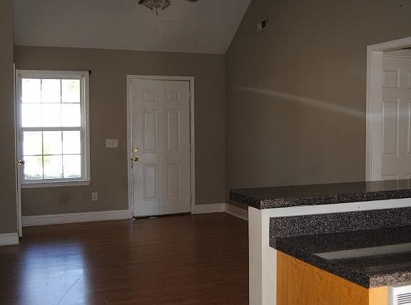 2nd image of 106-108 Musket Dr