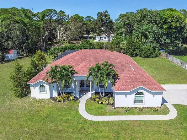 7272 129th St, Seminole, FL 33776