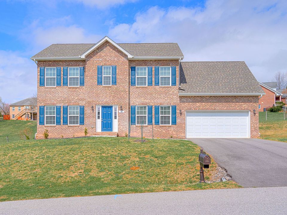 1st image of 30 Siena Dr #67
