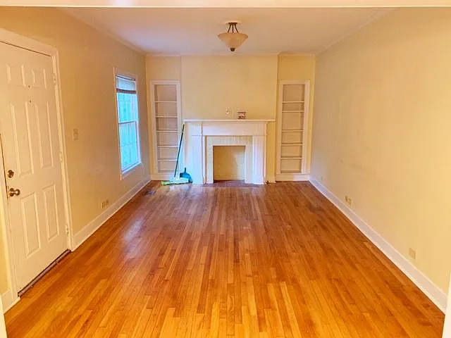 104 Saint Charles Ave — Photo 2