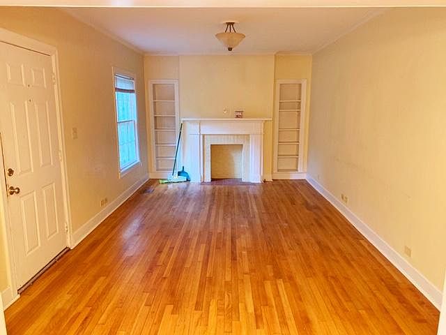 2nd image of 104 Saint Charles Ave