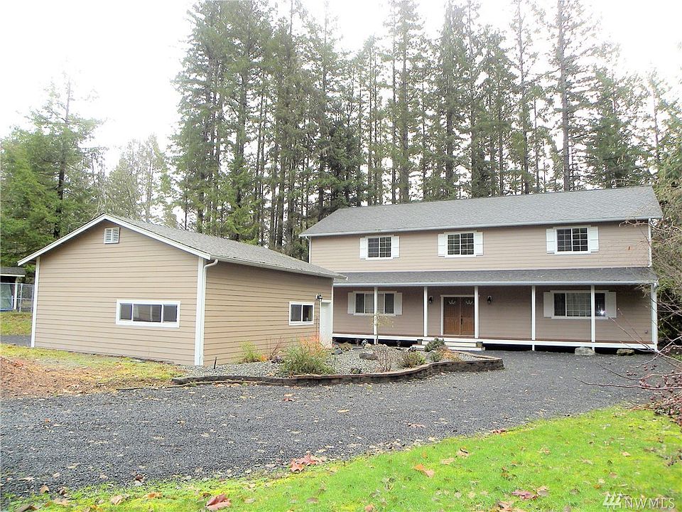 Welcome Home to this large 3 bedroom custom home with office plus a bonus room. Located on .82 Acres