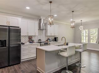 130 W Steeple Chase Rd, Greensboro, NC 27406