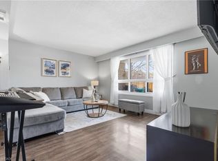 423 Westwood Dr #44, Kitchener, ON
