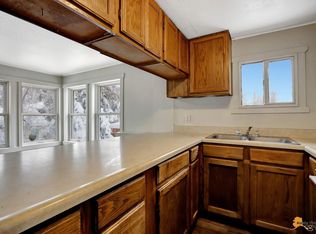 8414 Duben Avenue, Anchorage, AK 99504