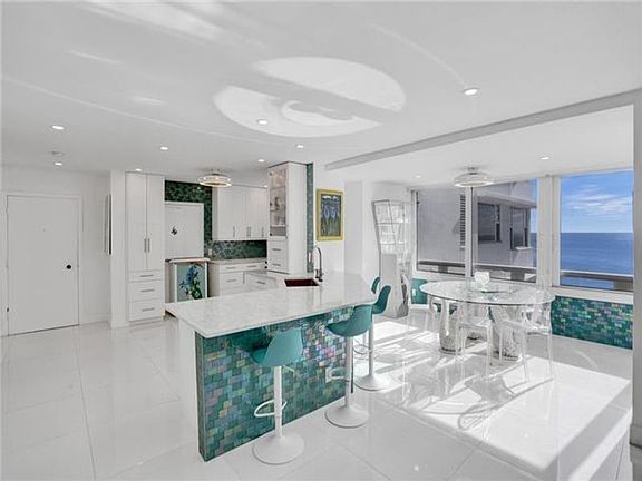 2nd image of 3600 Galt Ocean Dr APT 8D